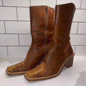 White Mountain Snake Embossed Leather Boots Stallion 3” Heels 8